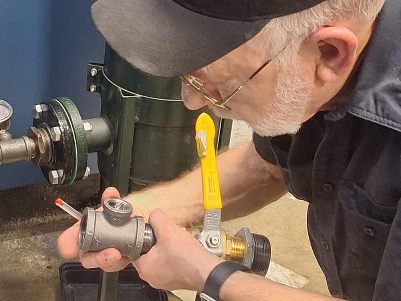 Aro-Tek Engineering quality inspection of precision machined parts